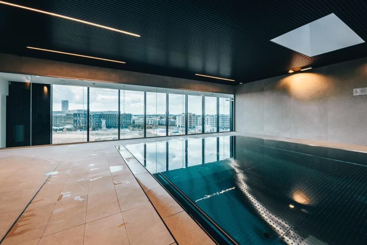 Appartement De Luxe 1 Chambre A Coucher, Centre Commercial, Piscine Et Fitness Luxemburg Kültér fotó